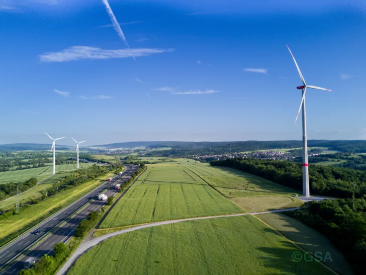 Energi- og transportsektoren er to viktige brukergrupper av satellittnavigasjon.