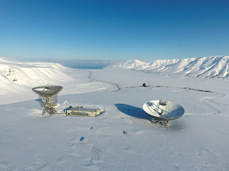 EISCATS antenner på Svalbard.