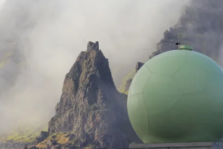 Galileos bakkestasjon på Jan Mayen.