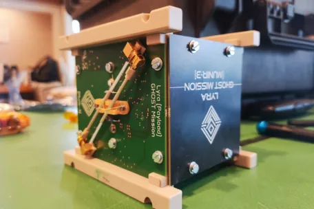 MUNIR-3 er bygget av Lyra og skytes opp med GHOST.