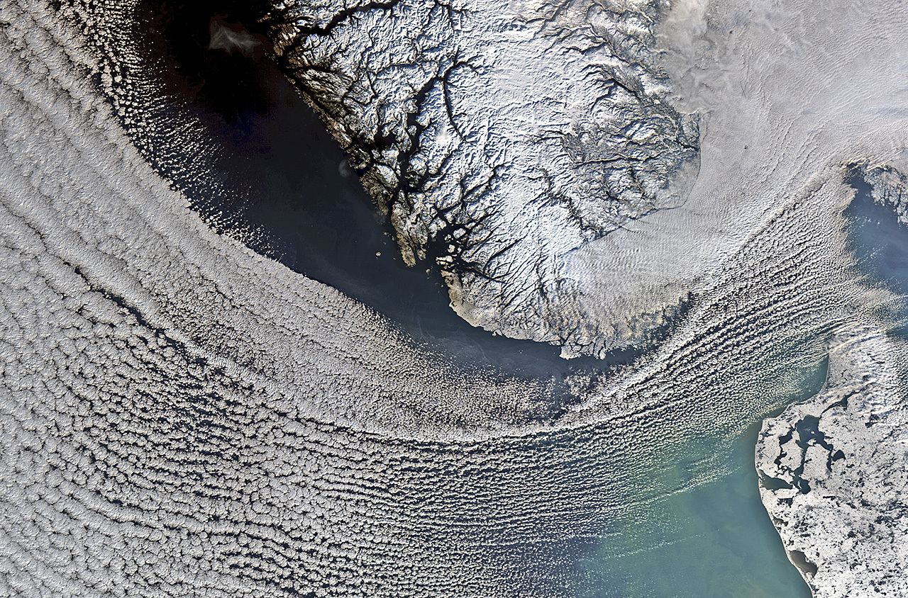 Sør-Norge og Nord-Jylland sett en vinterdag av satellitten Envisat. Foto: ESA