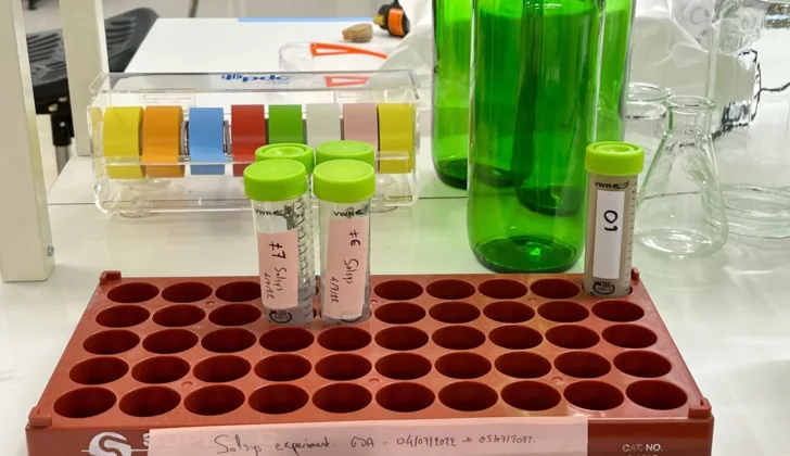 Laboratorieforsøk hos Norges geotekniske institutt.