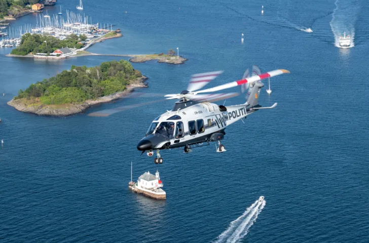 De norske politihelikoptrene bruker EGNOS ved innflyging. Foto: Politiet/Ned Dawson.