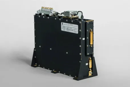 Telemetri-, sporings- og kommandoenhet for satellitter fra Kongsberg Space & Surveillance.