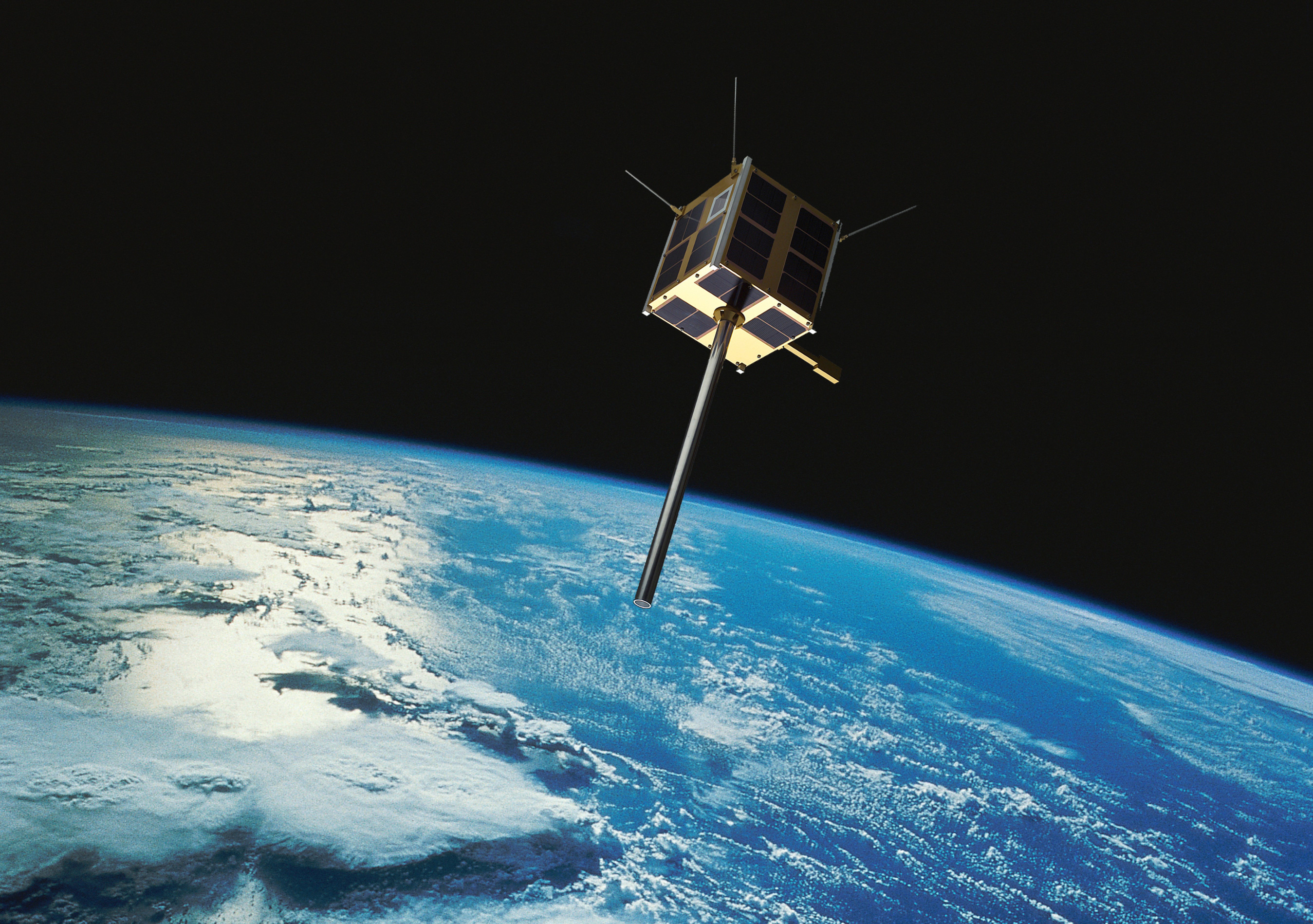 Den norske nasjonale satellitten AISSat-2 holder øye med skipstrafikken.