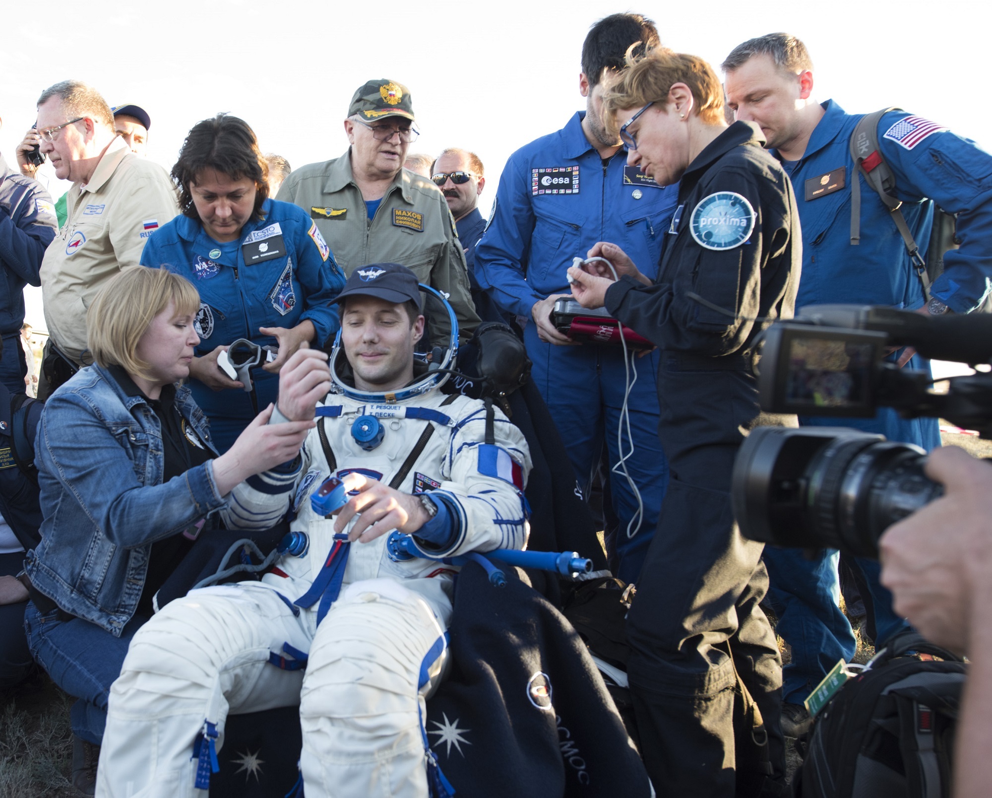 Den franske astronauten Thomas Pesquet like etter landing.