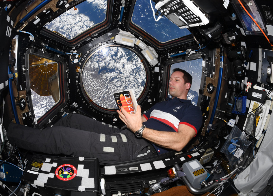 Den franske astronauten Thomas Pesquet ombord på romstasjonen.