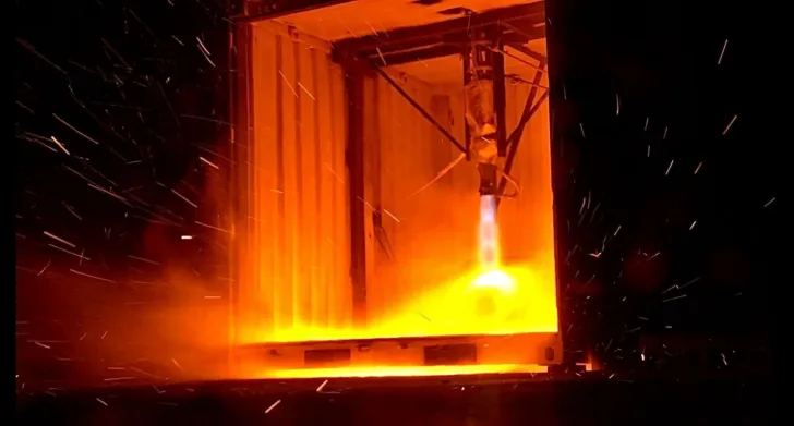 Her testes den væskedrevne rakettmotoren til Portal Space.