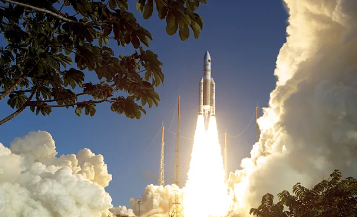 Oppskyting av Ariane fra Kourou i Fransk Guyana.