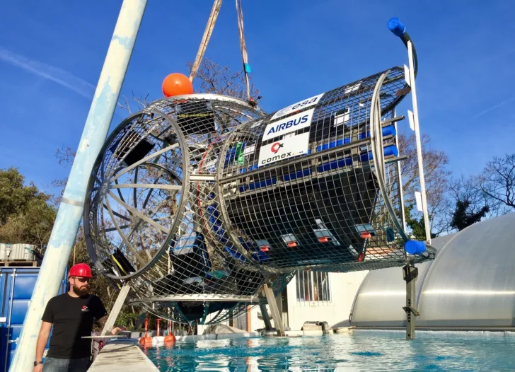 Testing av luftslusen til den europeiske ESPRIT-modulen til månestasjonen Gateway.