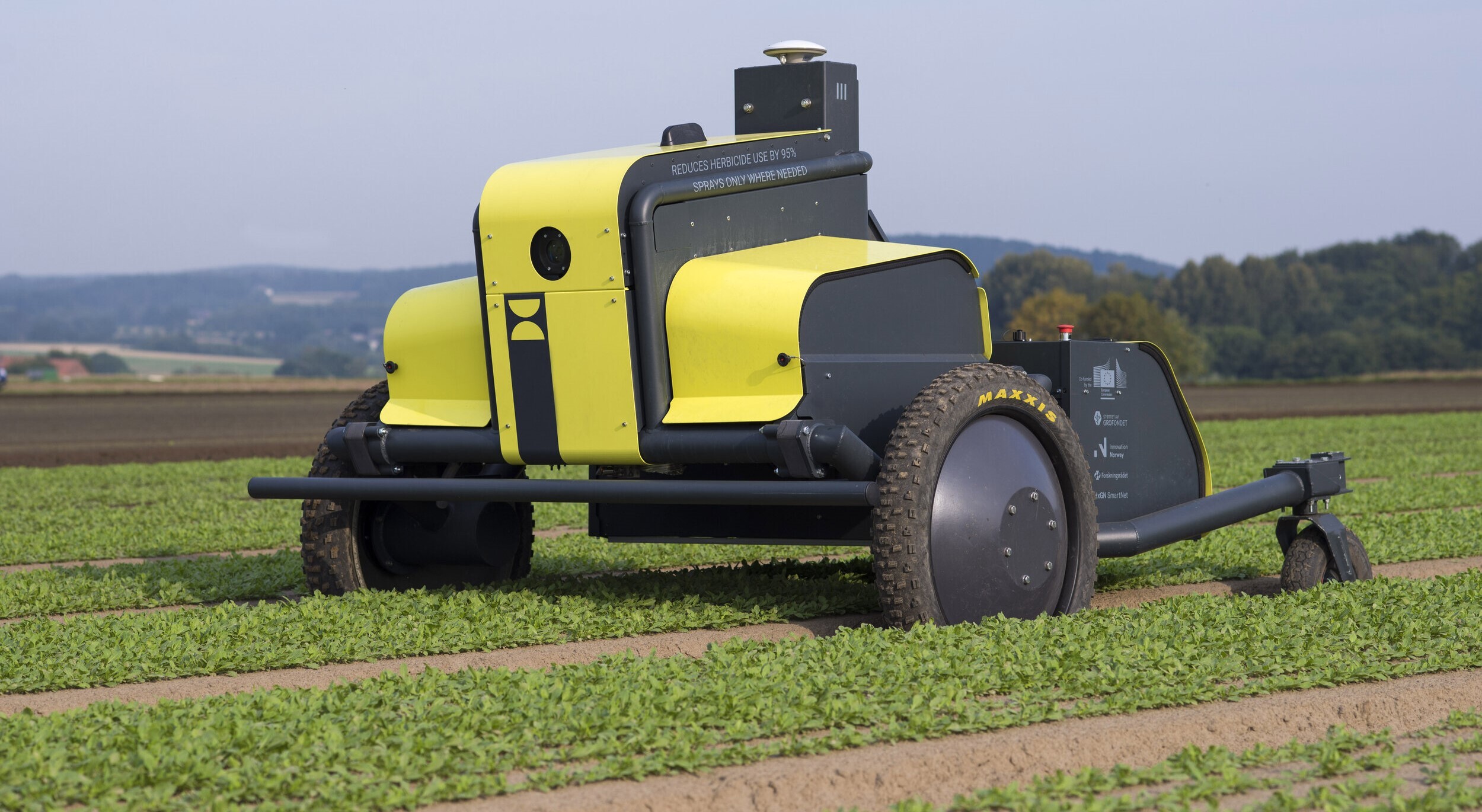 Landbruksroboten AX1 fra Kilter reduserer bruken av sprøytemidler med opptil 95 prosent, og er utviklet med støtte fra blant annet ESA BIC Norway.